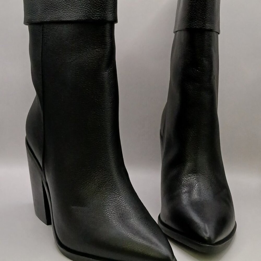 Lisa Vicky Mae-V Block Heel Booties - 7M